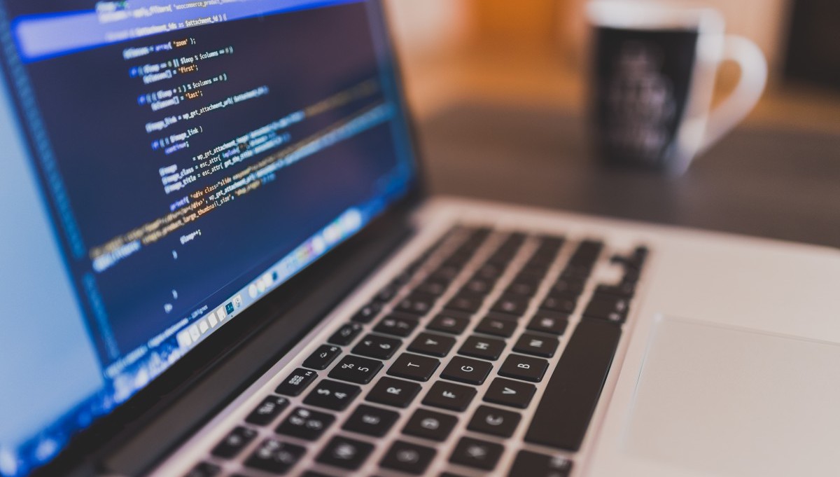 code_coding_computer_developer_developing_development_macbook_notebook-913320.jpgd_